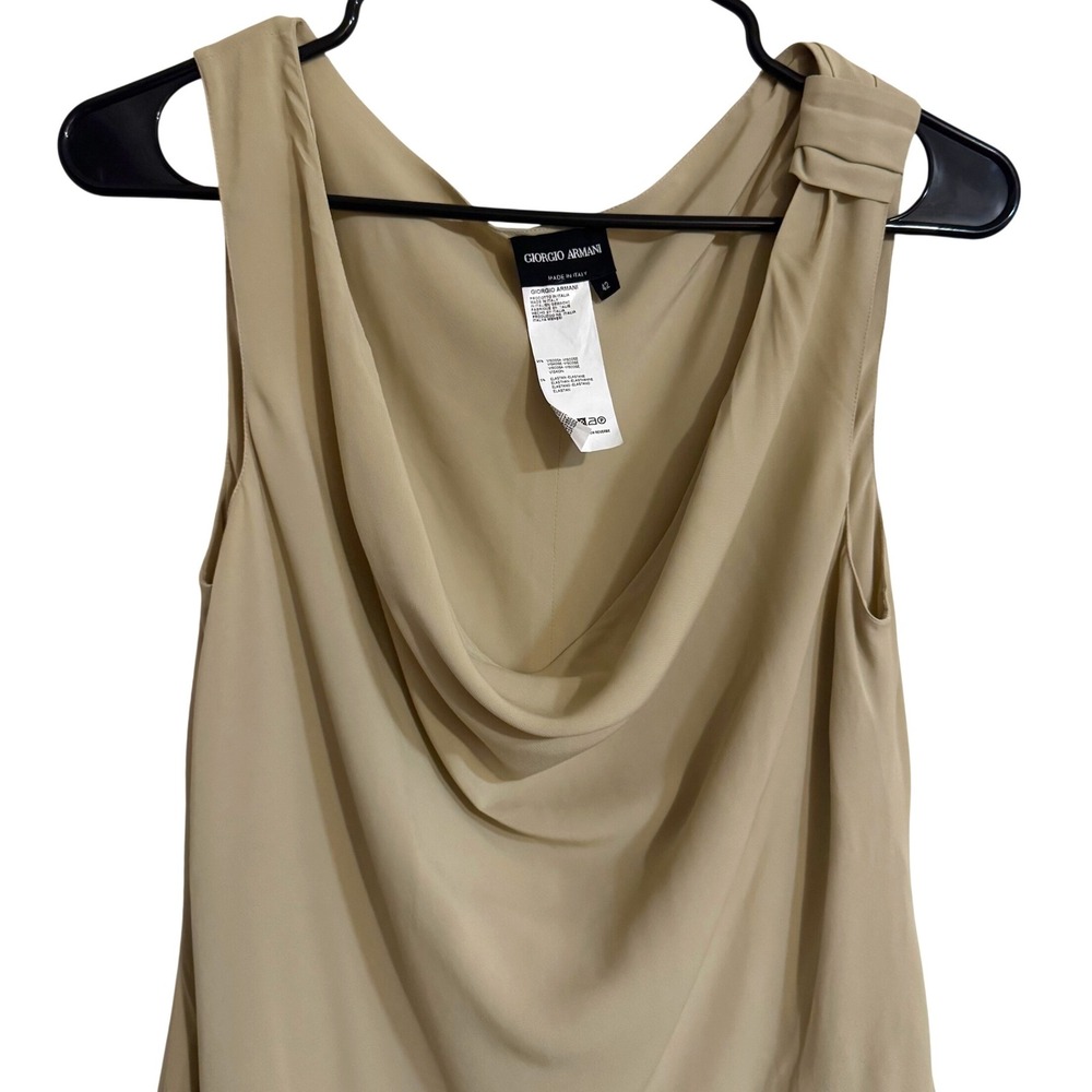 Giorgio Armani Beige Draped Sleeveless Top Made in Italy Size 42 - Picture 2 of 9